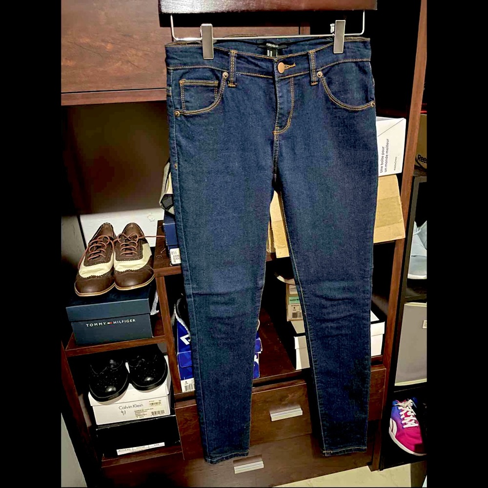 Forever 21 Jeans - Dark Wash